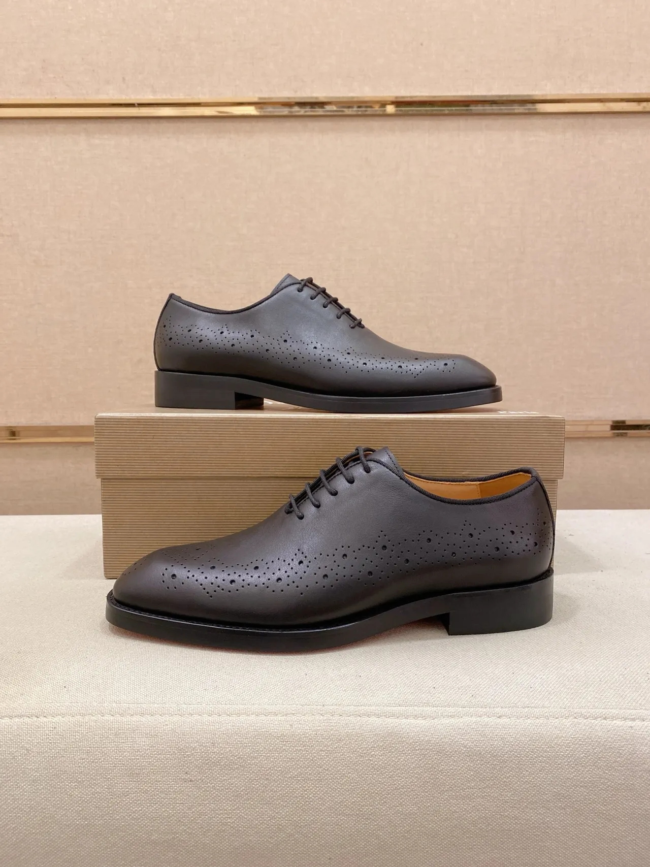 Noir Perforations Complètes Cuir Lisse Brogue 7