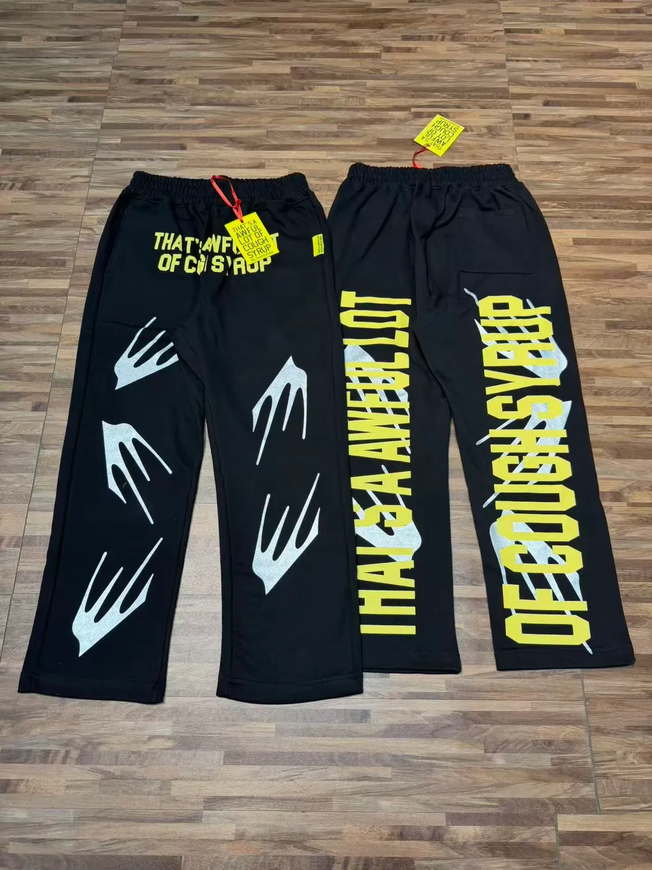 Black Graphic-Print Wide-Leg Relaxed Fit Sweatpants 7