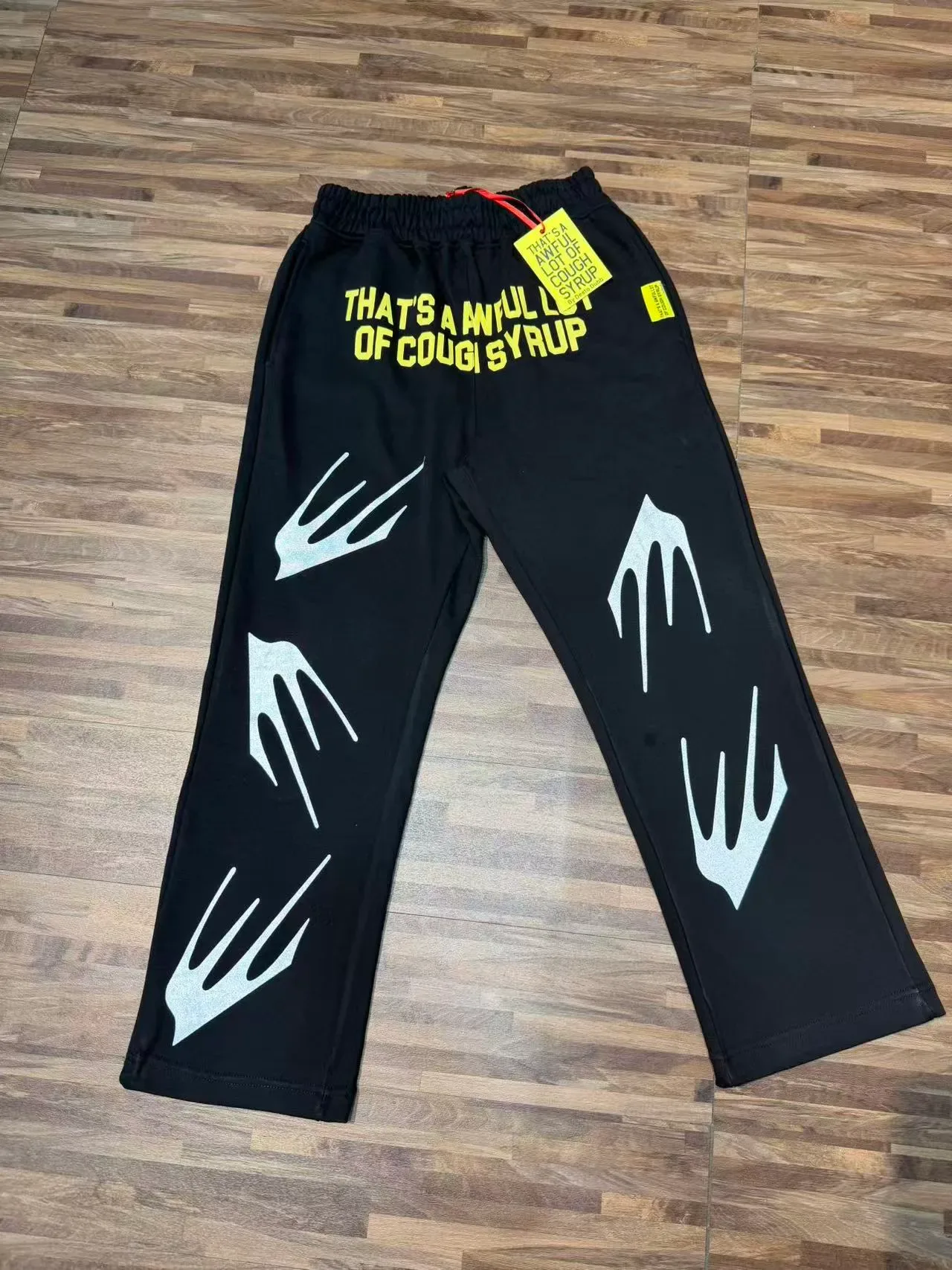 Black Graphic-Print Wide-Leg Relaxed Fit Sweatpants 9