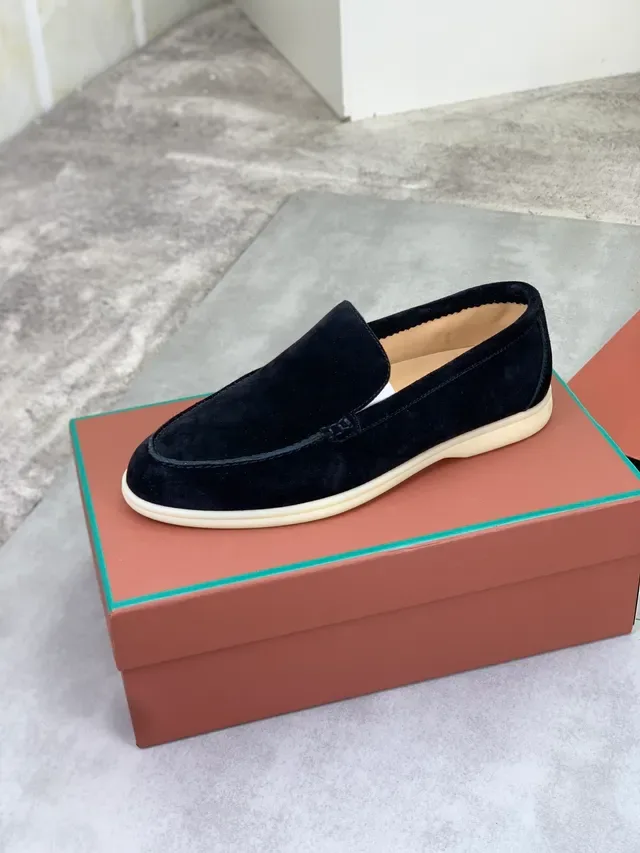 Mocassins de camurça preto com costura slip-on 4