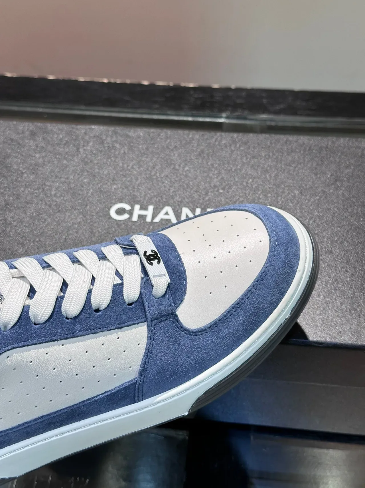 Blue and White Suede Panel Low-Top Lifestyle Sneakers 7