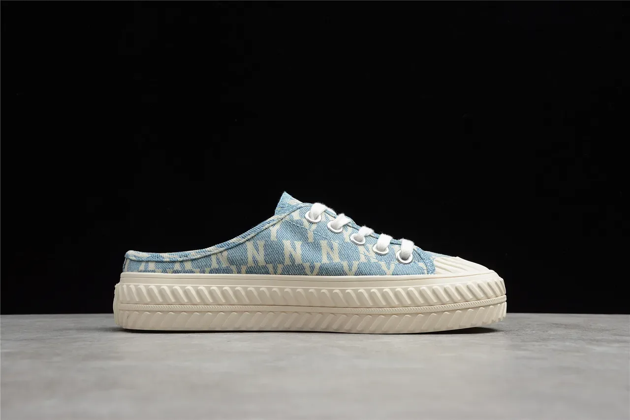 Chaussures mule slip-on en toile bleu beige imprimé denim 5