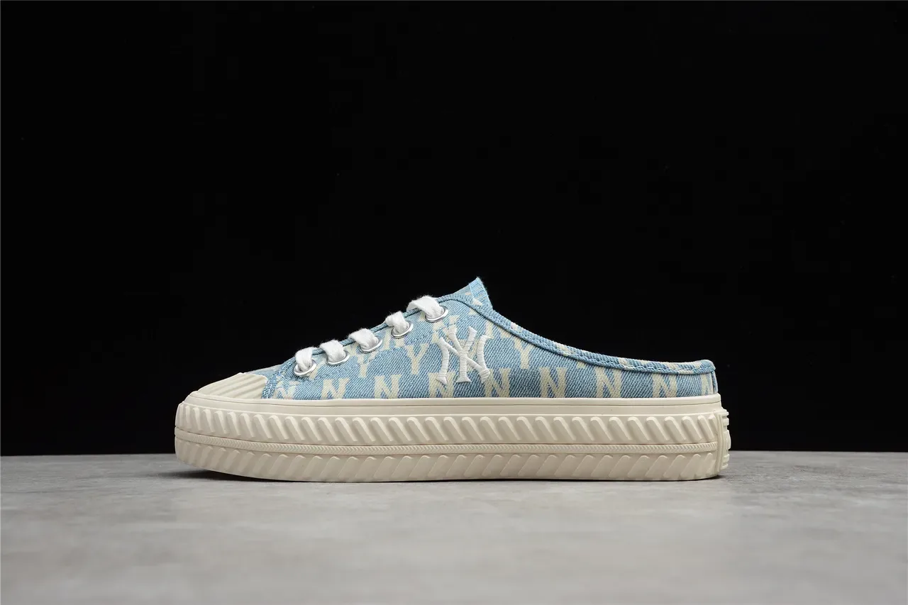 Chaussures mule slip-on en toile bleu beige imprimé denim 7