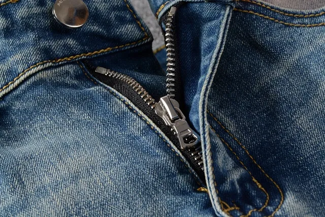 Azul Negro Desgastado Lavado Ligero Denim Panel de Rodilla Construcción Jeans 20