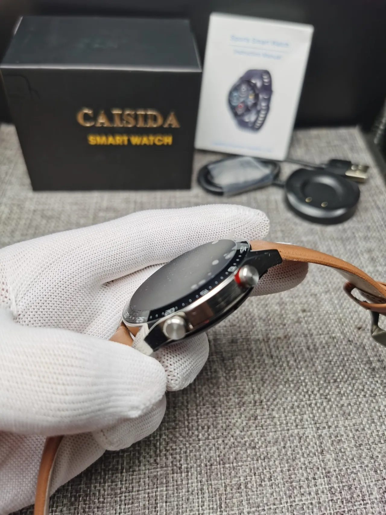 CAISII Brown Silver Round Case Tan Leather Strap Sports Watch 9