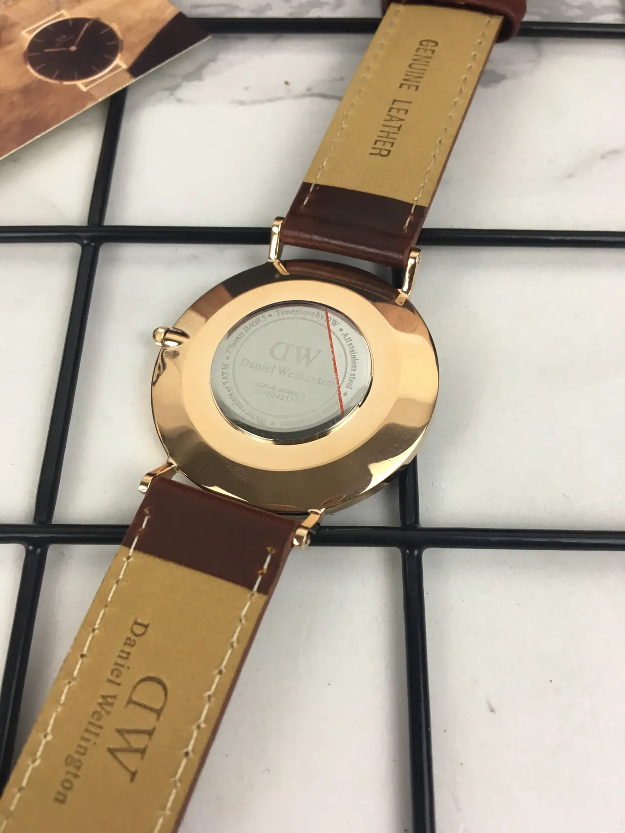 Daniel Wellington 蓝色棕色 极简 日冕 表盘 石英 手表 3