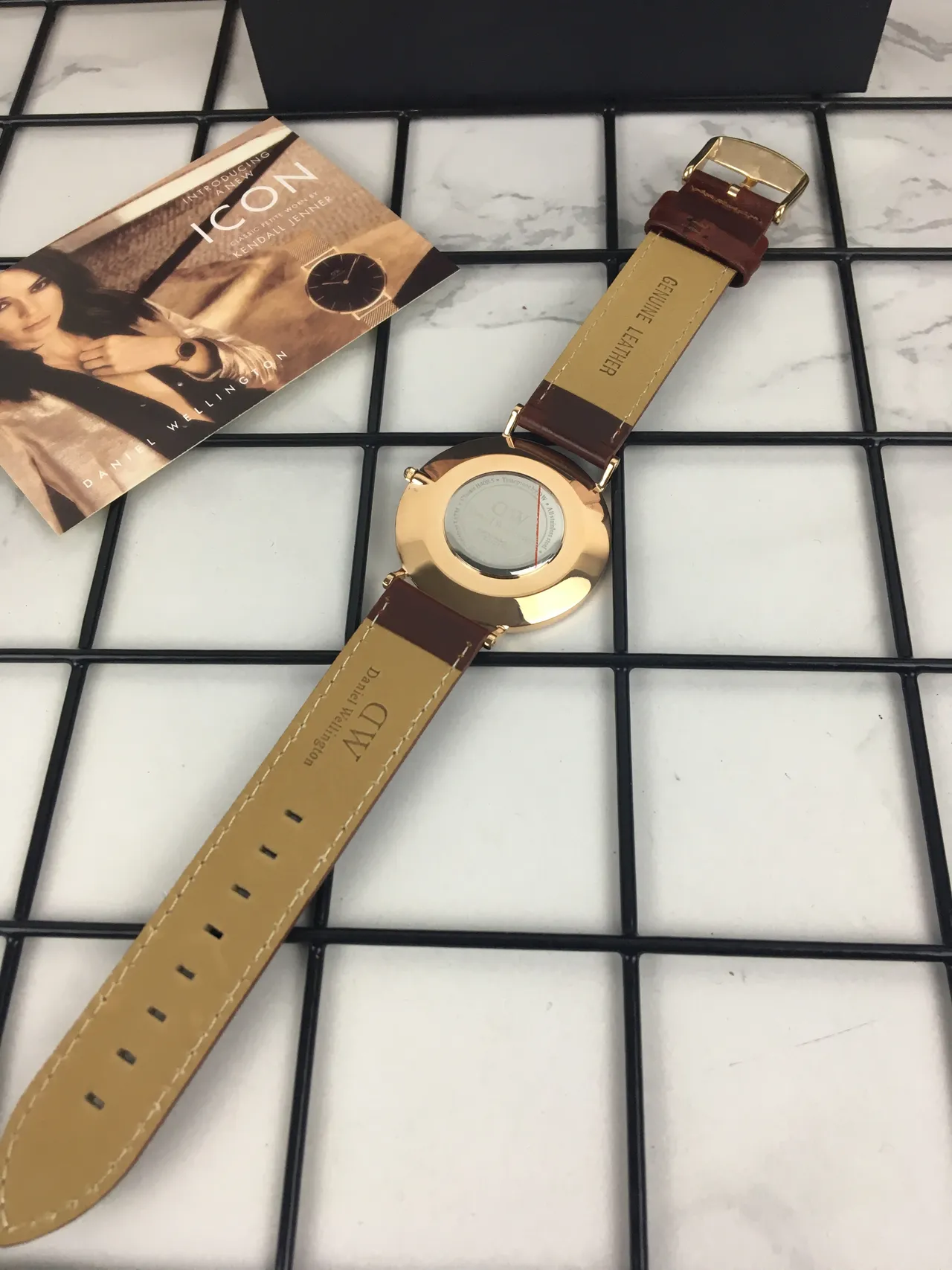 Daniel Wellington 蓝色棕色 极简 日冕 表盘 石英 手表 4