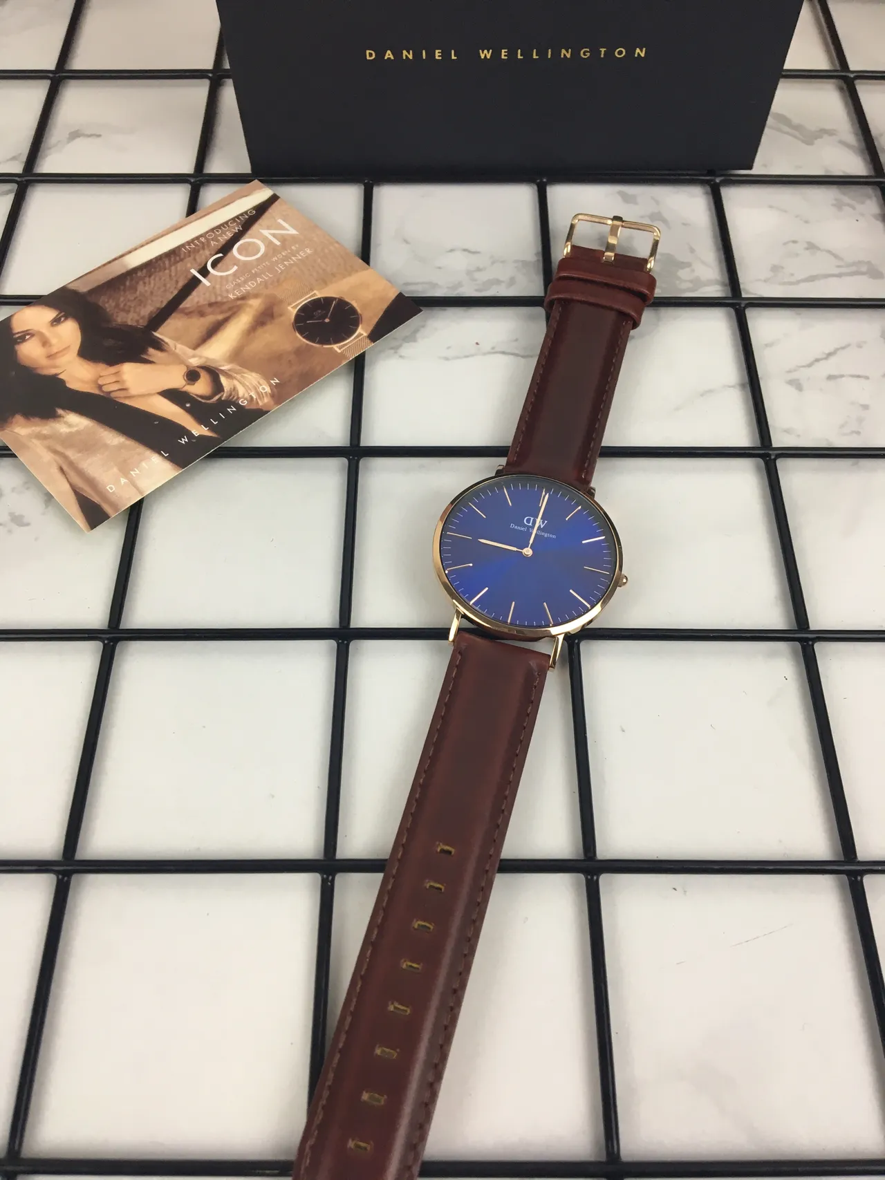 Daniel Wellington 蓝色棕色 极简 日冕 表盘 石英 手表 6