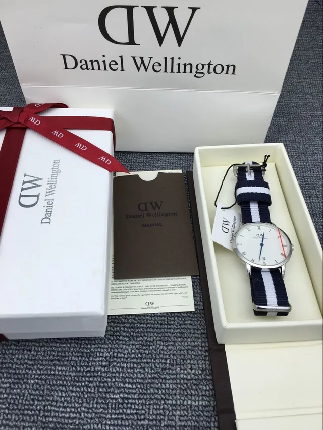 Daniel Wellington 经典娇小白色表盘海军白条纹 NATO Strap Quartz Watch 2