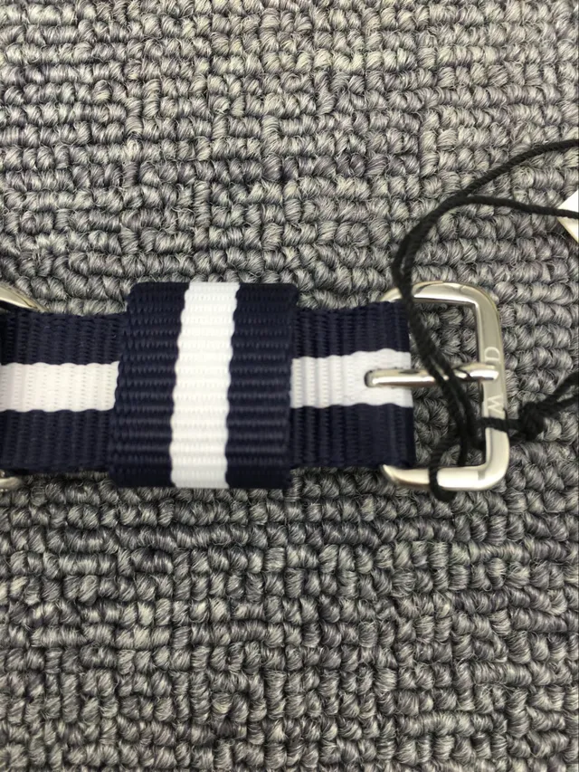 Daniel Wellington 经典娇小白色表盘海军白条纹 NATO Strap Quartz Watch 5