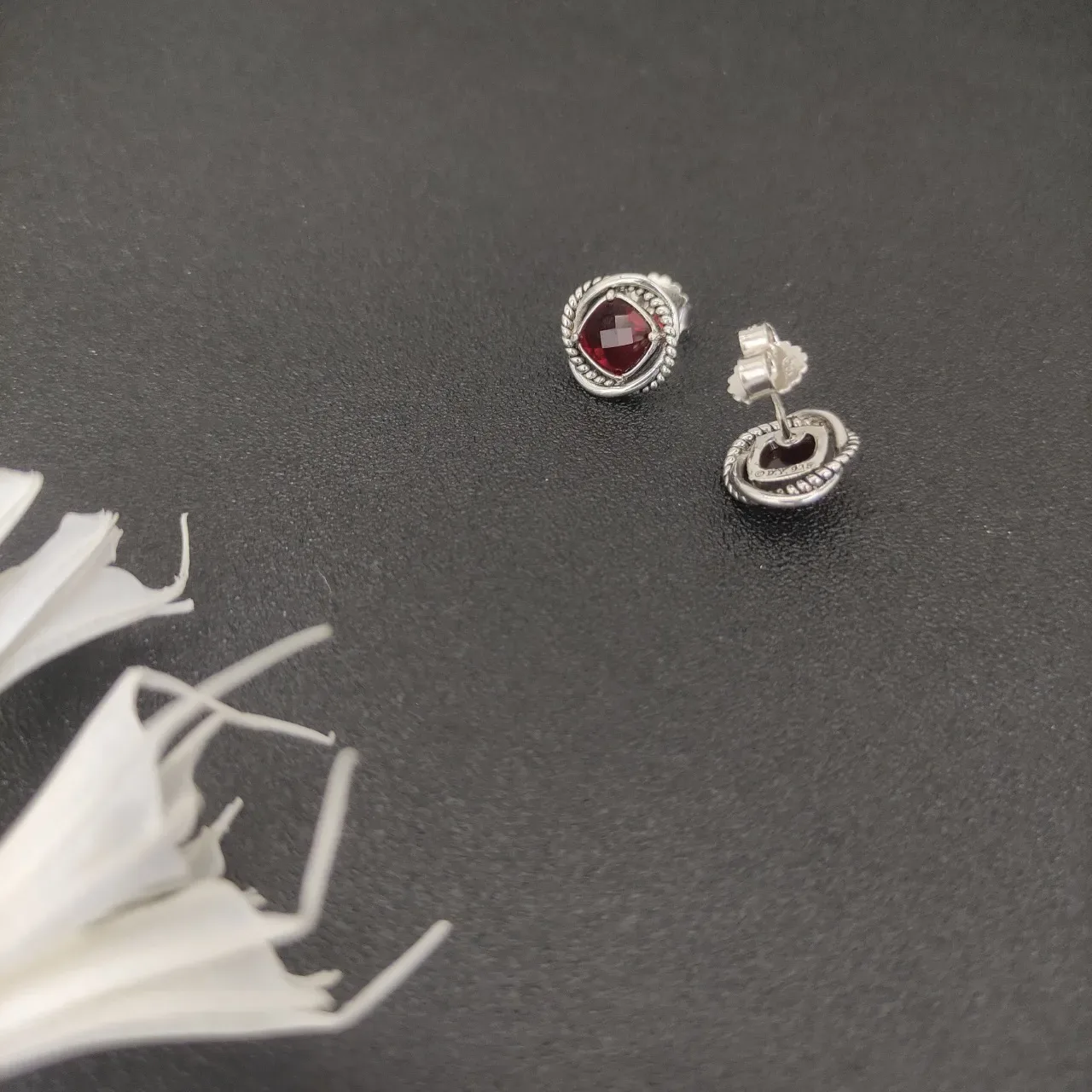 David Yurman Faceted Red Gemstone Twisted Rope Stud Earrings 3