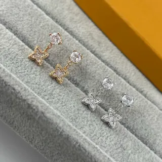 Brincos de botão de estrela dupla face com pavé e solitaire