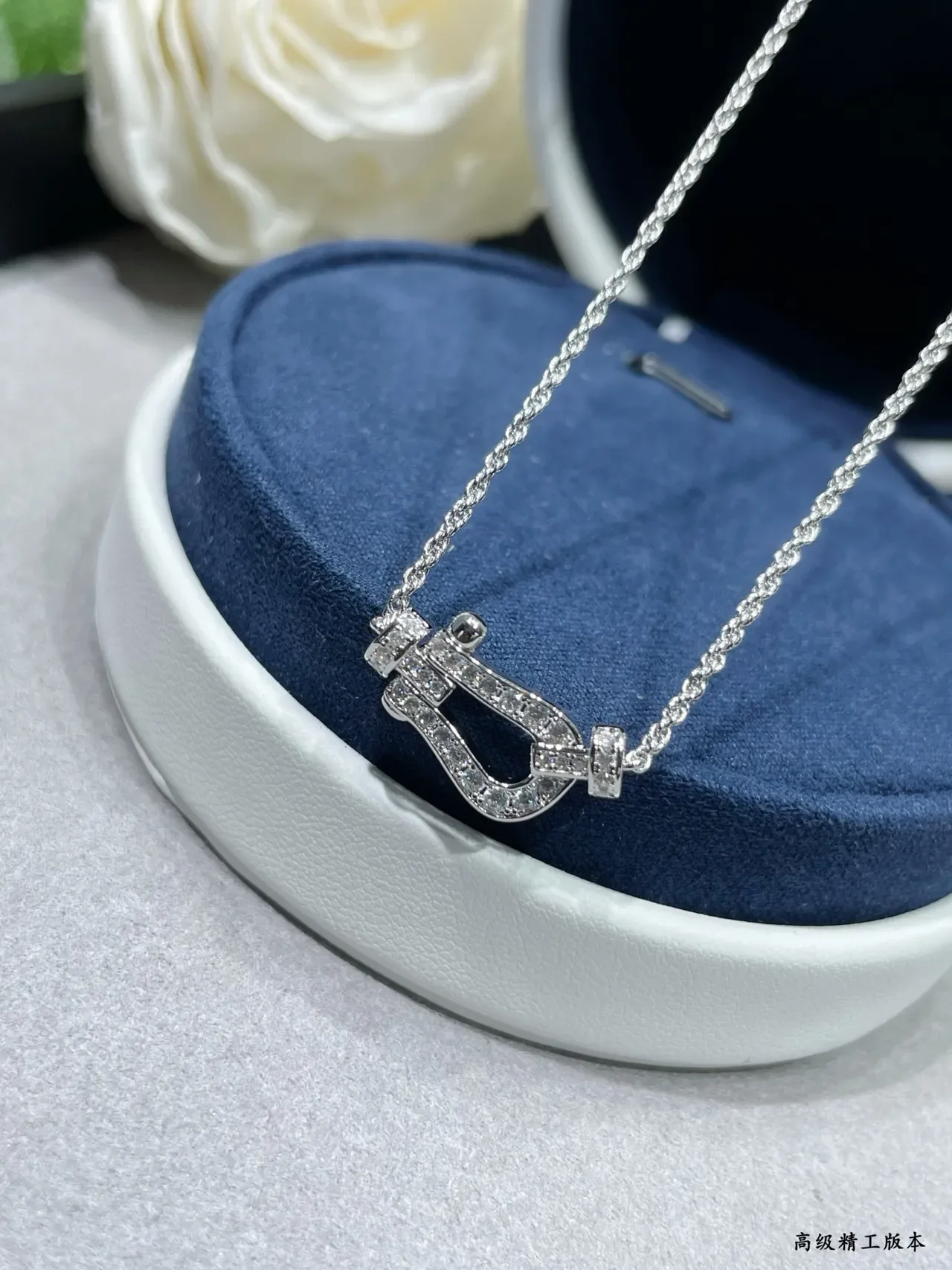 Fred Force 10 Gold Silver Pavé-Diamond Shackle Pendants Dual-Tone Construction Necklace 5