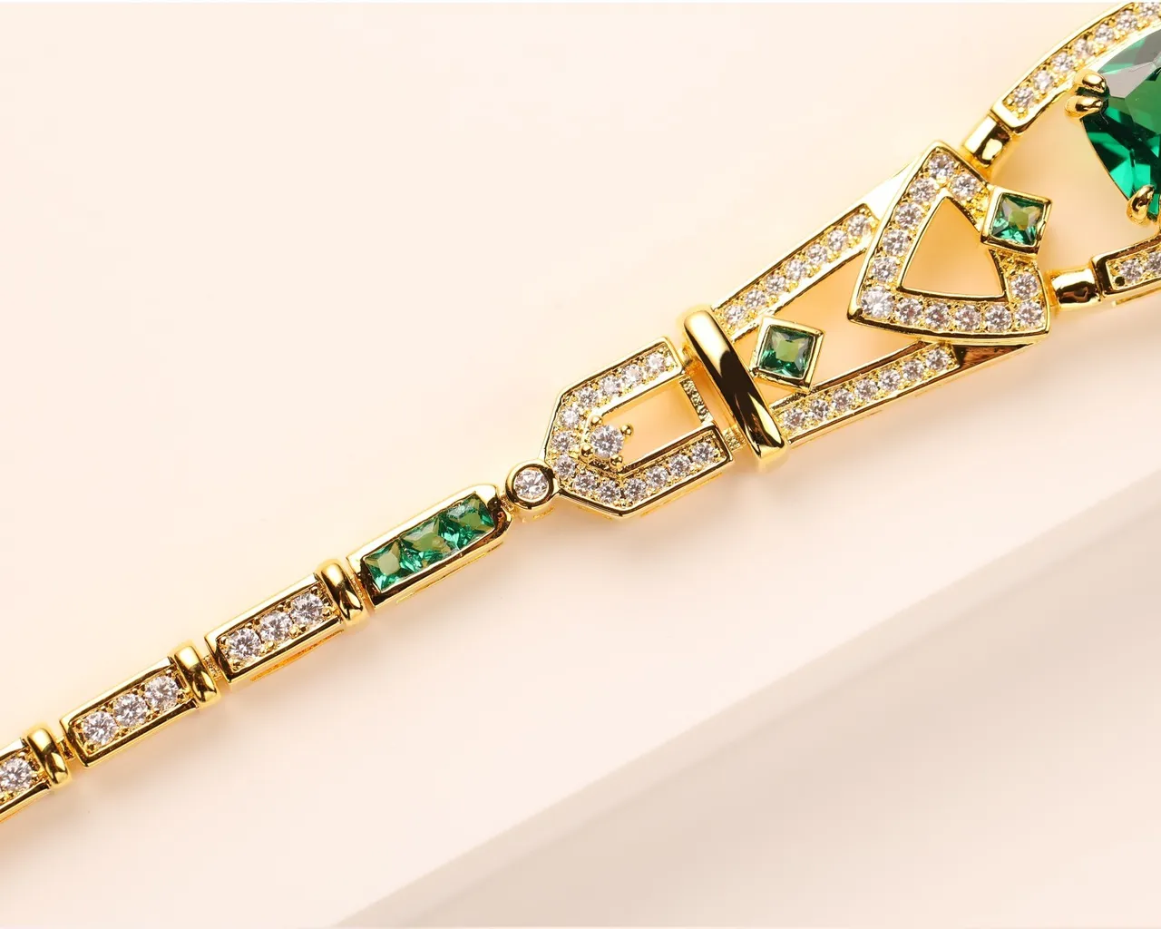 Gold Green Geometric Link Pavé-Set Clear Stones Bracelet 7