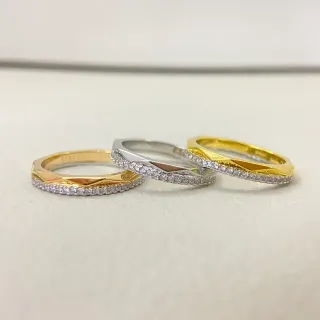सोना-चांदी दोहरी रंग की फेसेटेड बैंड पावे सेट स्टोन्स रिंग