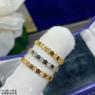Gold Silver Hexagonal Link Pavé-Set Stones Ring — catalogue photo via WWTop Yupoo
