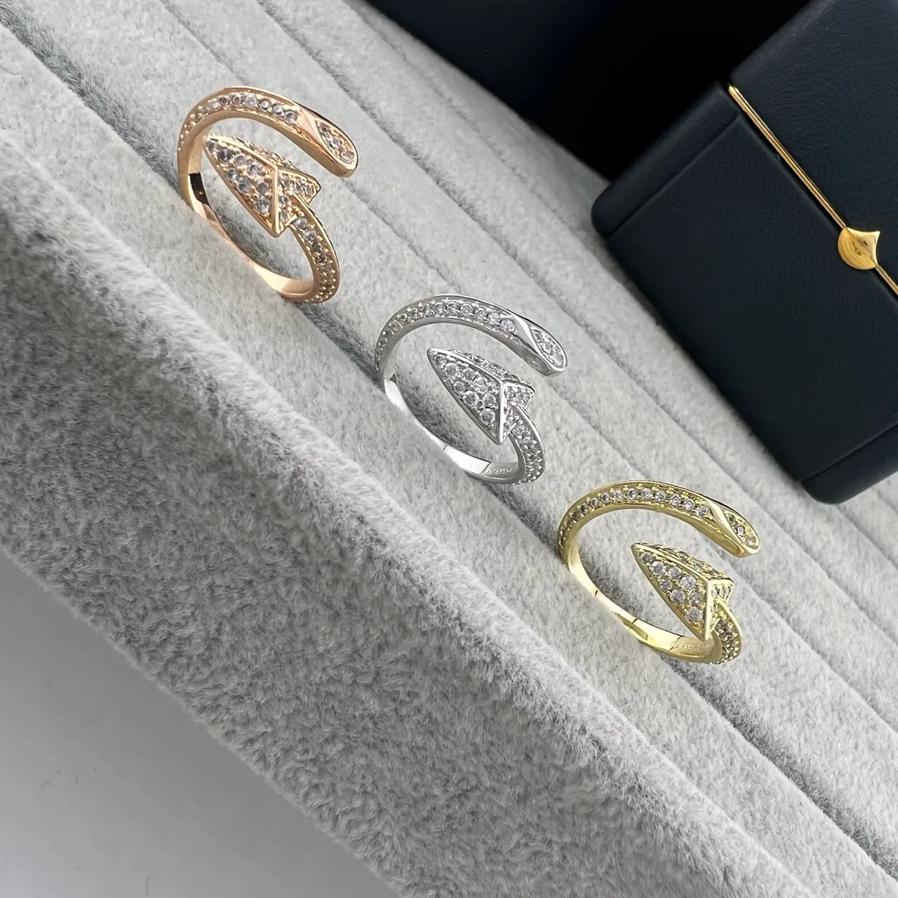 Gold Silver Open Adjustable Band Pavé-Set Clear Stones Ring 6