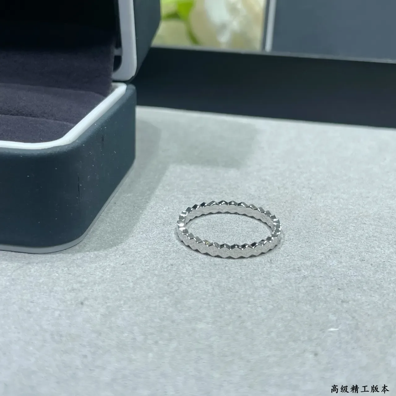 Gold Silver Textured Zigzag Band Thin Profile Ring 3