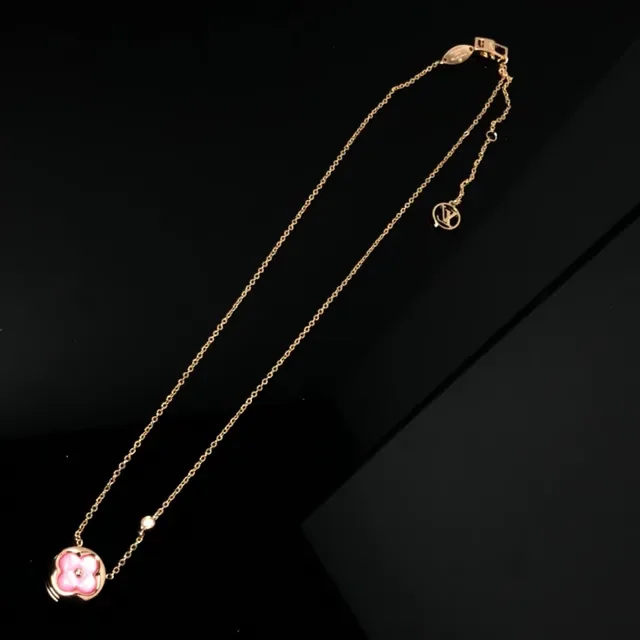 Gold-Tone Pink Floral Mother-of-Pearl Pendant Necklace 3