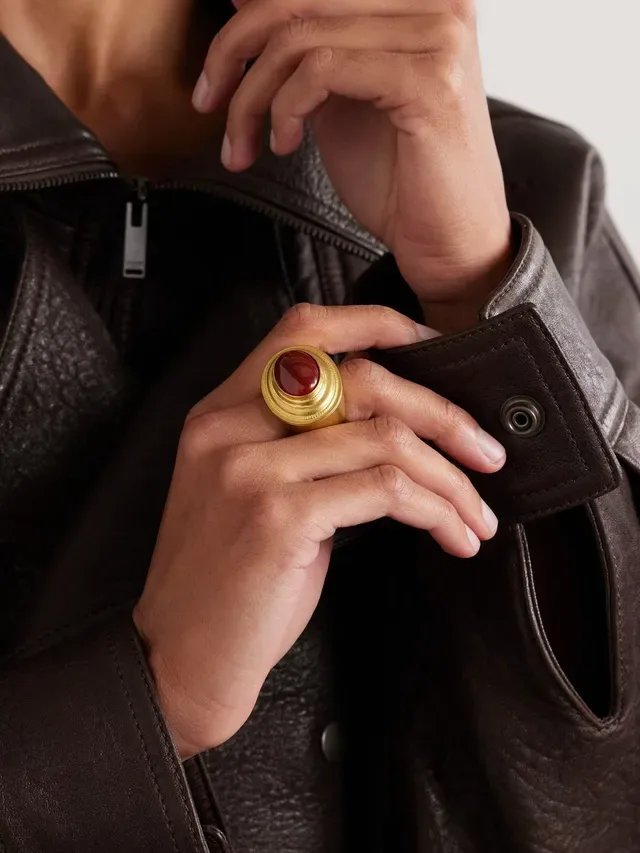 Gold-Toned Cabochon Red Stone Ring 2