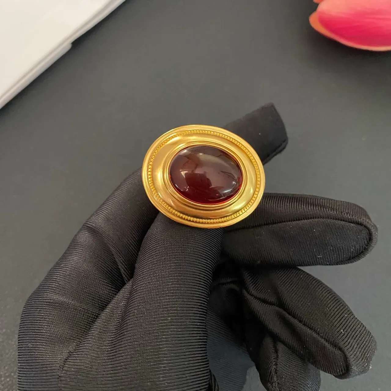 Gold-Toned Cabochon Red Stone Ring 4