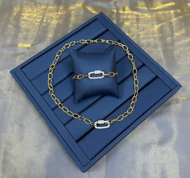 Gold White Oval Link Chain Pavé-Set Rectangular Clasp Necklace 7