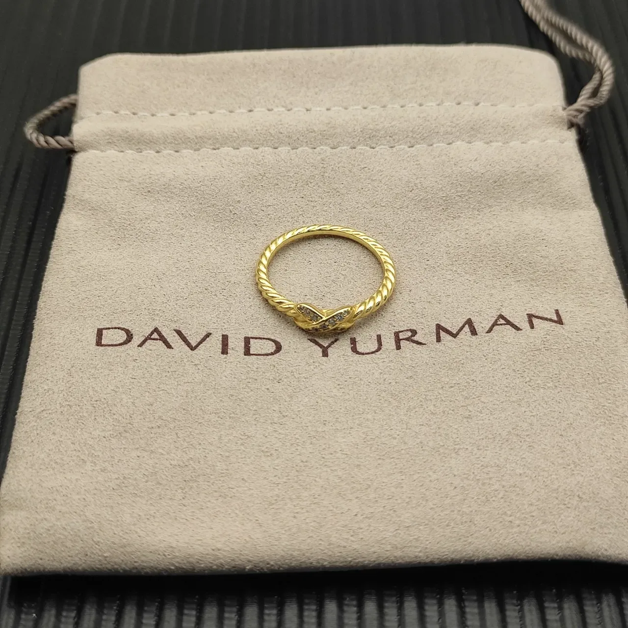 Gold White Twisted Rope Band Pavé-Set Diamonds Ring 9