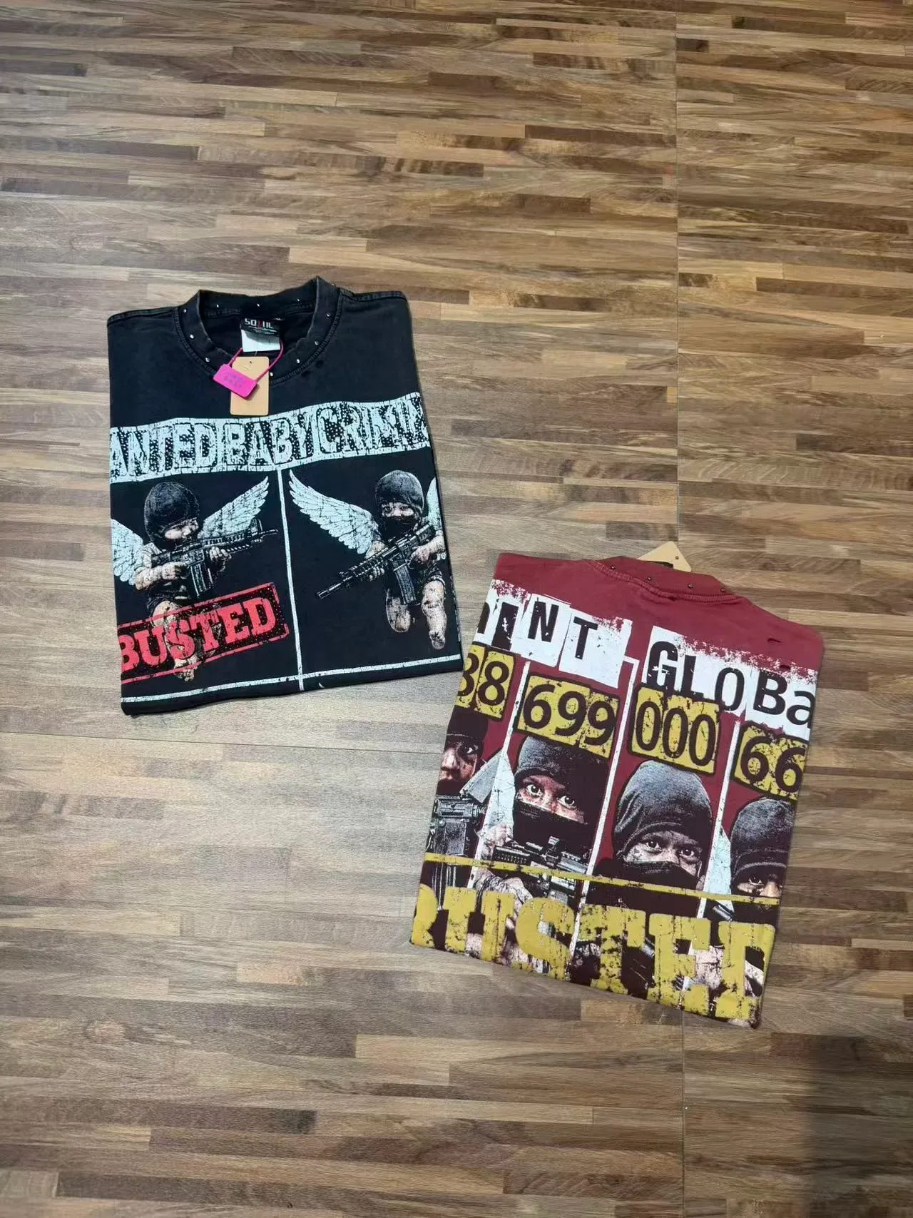 Graphic Print Studded Shoulder Oversized T-Shirt 14