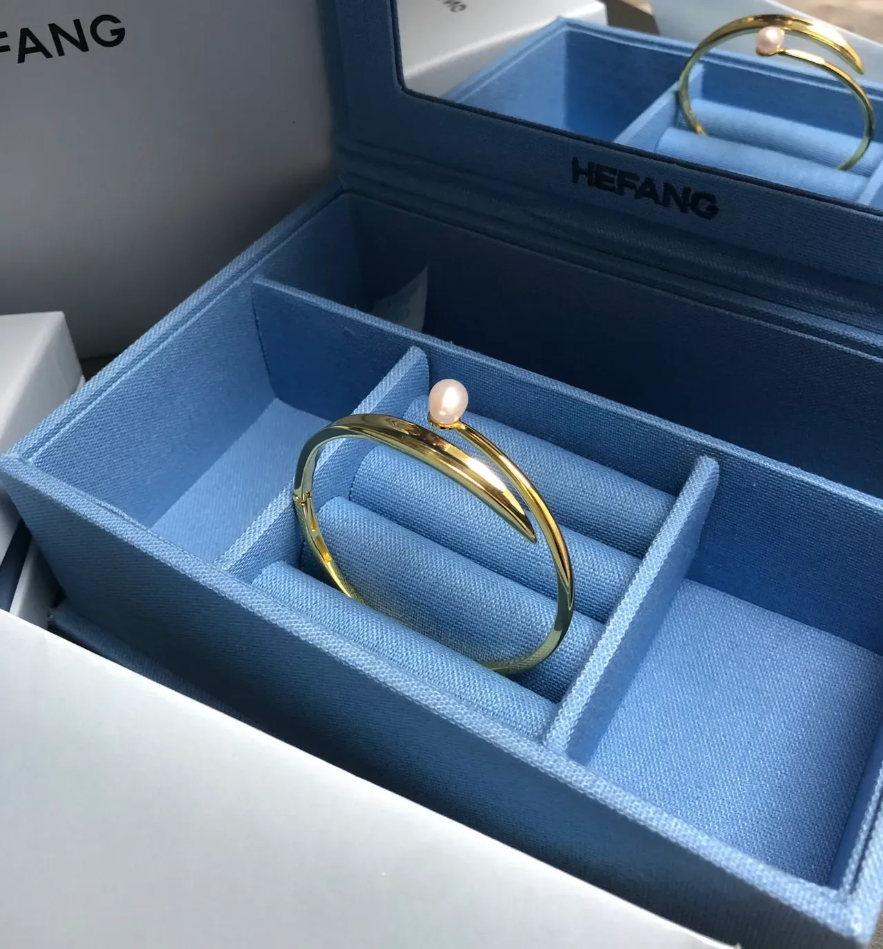 HEFANG 不对称珍珠配饰 金色 开放式手镯 8