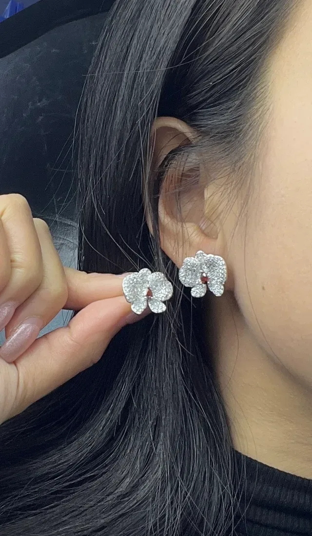HEFANG Silver Red Floral-Shaped Pavé-Set Earrings 2