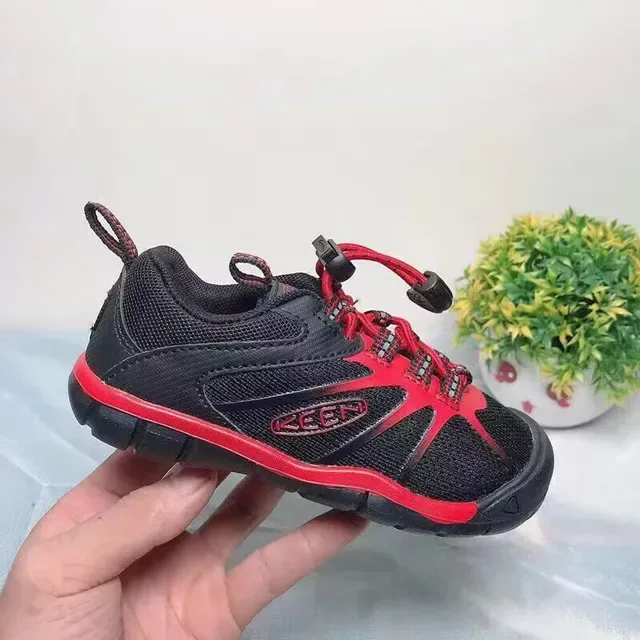 KEEN Black Red Toggle-Lace Closure Breathable Mesh Upper Lifestyle Sneakers 5