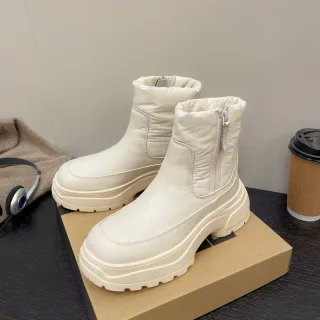 Off-White पफर-कॉलर वाला मोटा प्लेटफॉर्म एंकल बूट