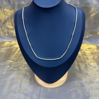 প্যাভে-সেট লিনিয়ার চেইন নেকলেস