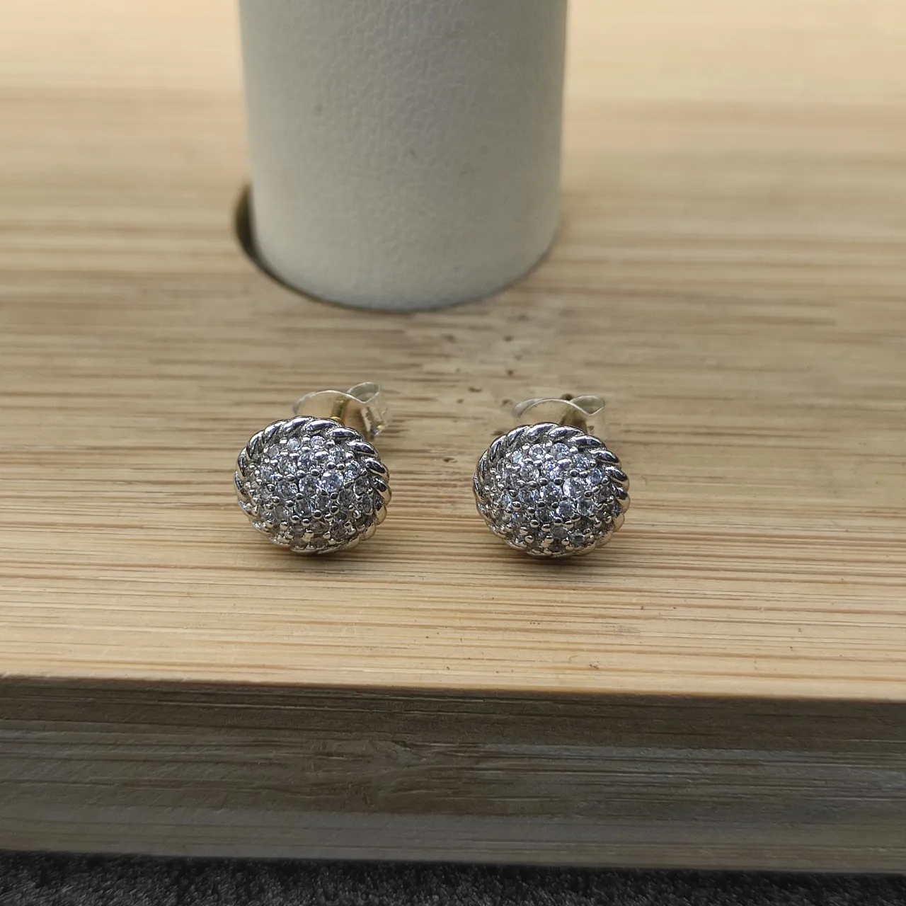 Pavé-Set Oval Dome Stud Earrings 6