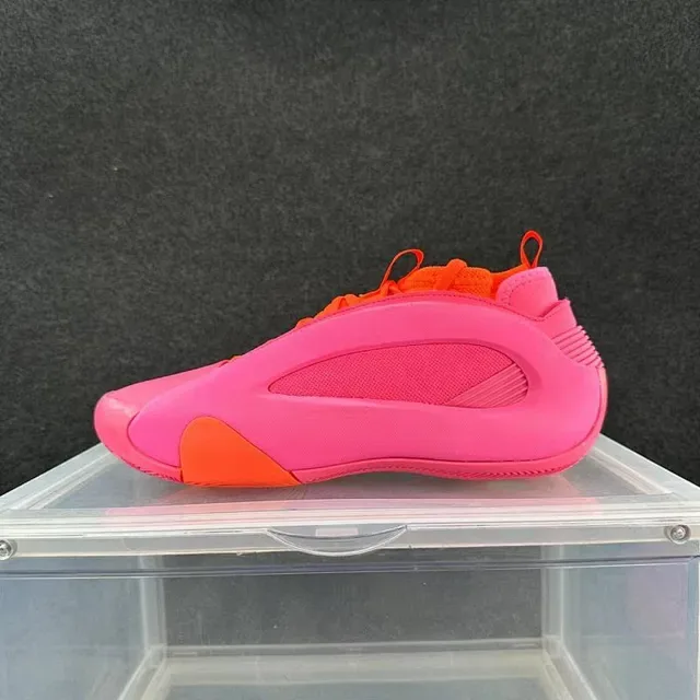 Pink Orange Low-Top Silhouette Integrated Midsole Cage Sneakers 2