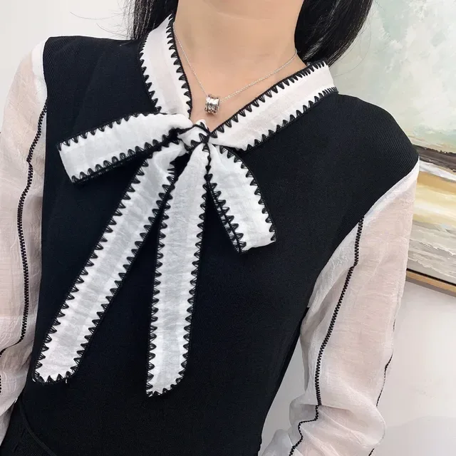 Polished Multi-Band Cylindrical Pendant Necklace 8