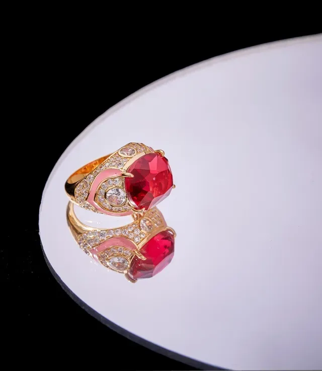 Red Pink Faceted Central Gem Enamel Detailing Ring 6