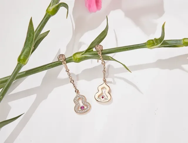 Red Pink Gourd-Shaped Pendant Pavé-Set Clear Stones Earrings 8