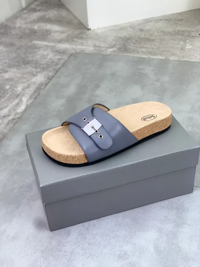 Scholl Buckle-Fastened Gray Leather Slipper 4