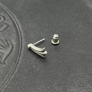 Sculpted Flared Silver-Tone Stud Earrings 5