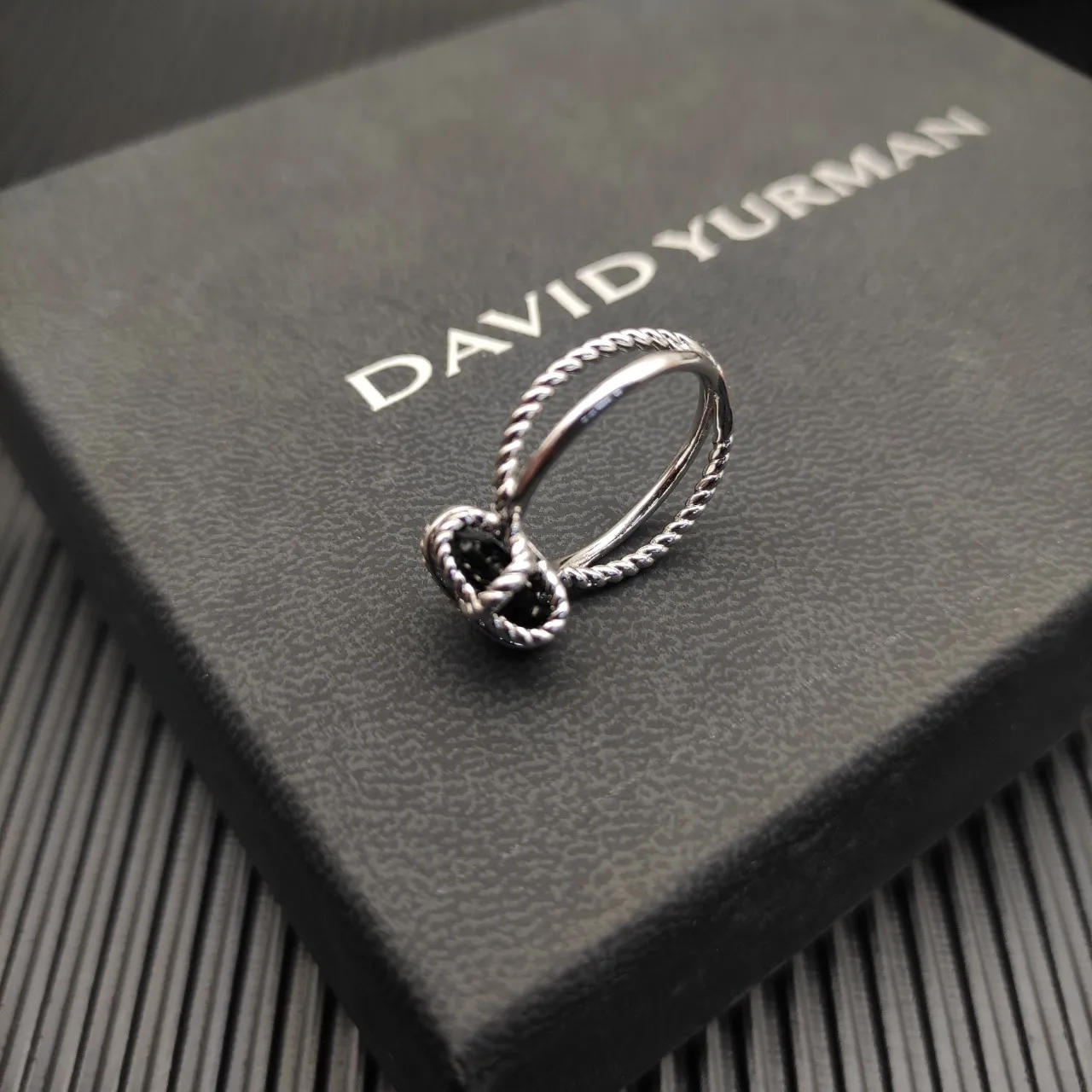 Silver Black Twisted Rope Band Faceted Gemstone Ring 6
