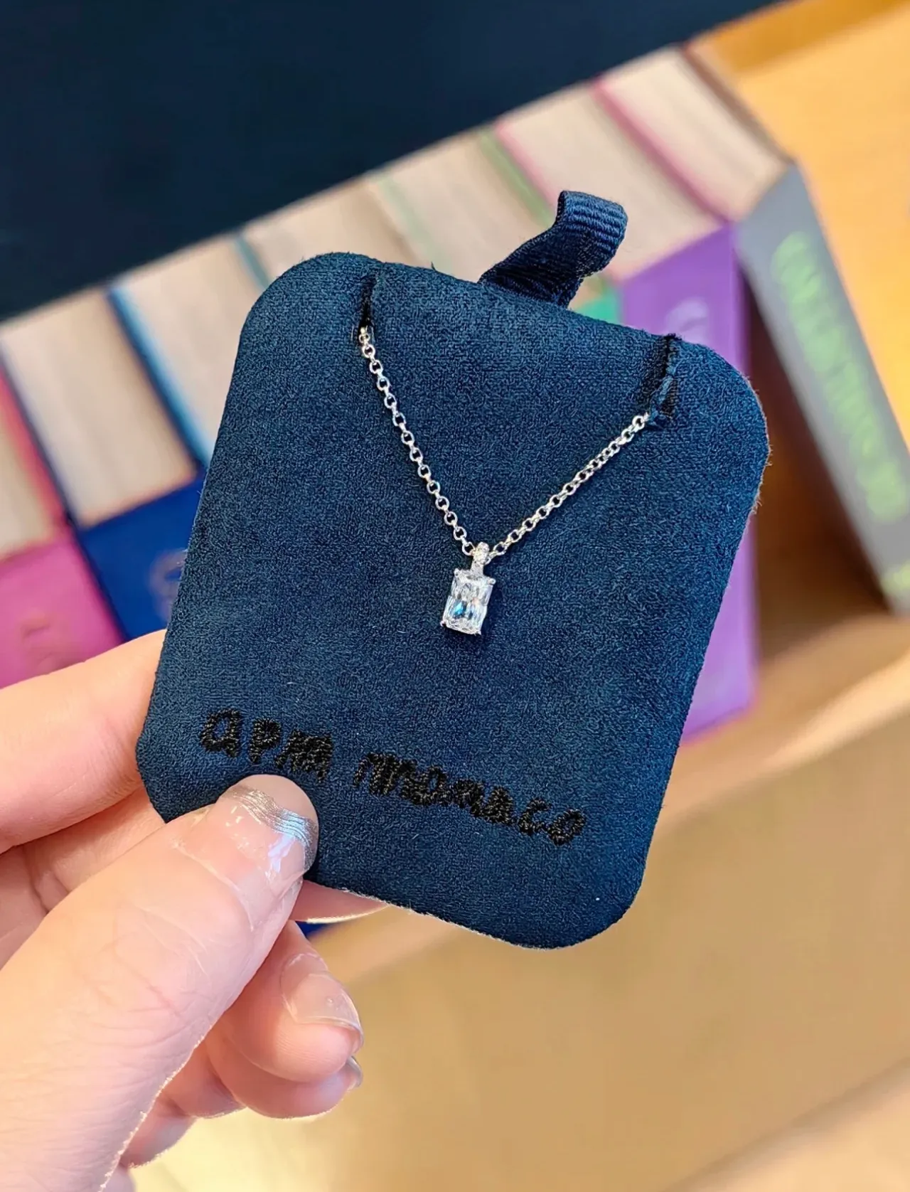 Silver Chain Rectangular Solitaire Pendant Necklace 7