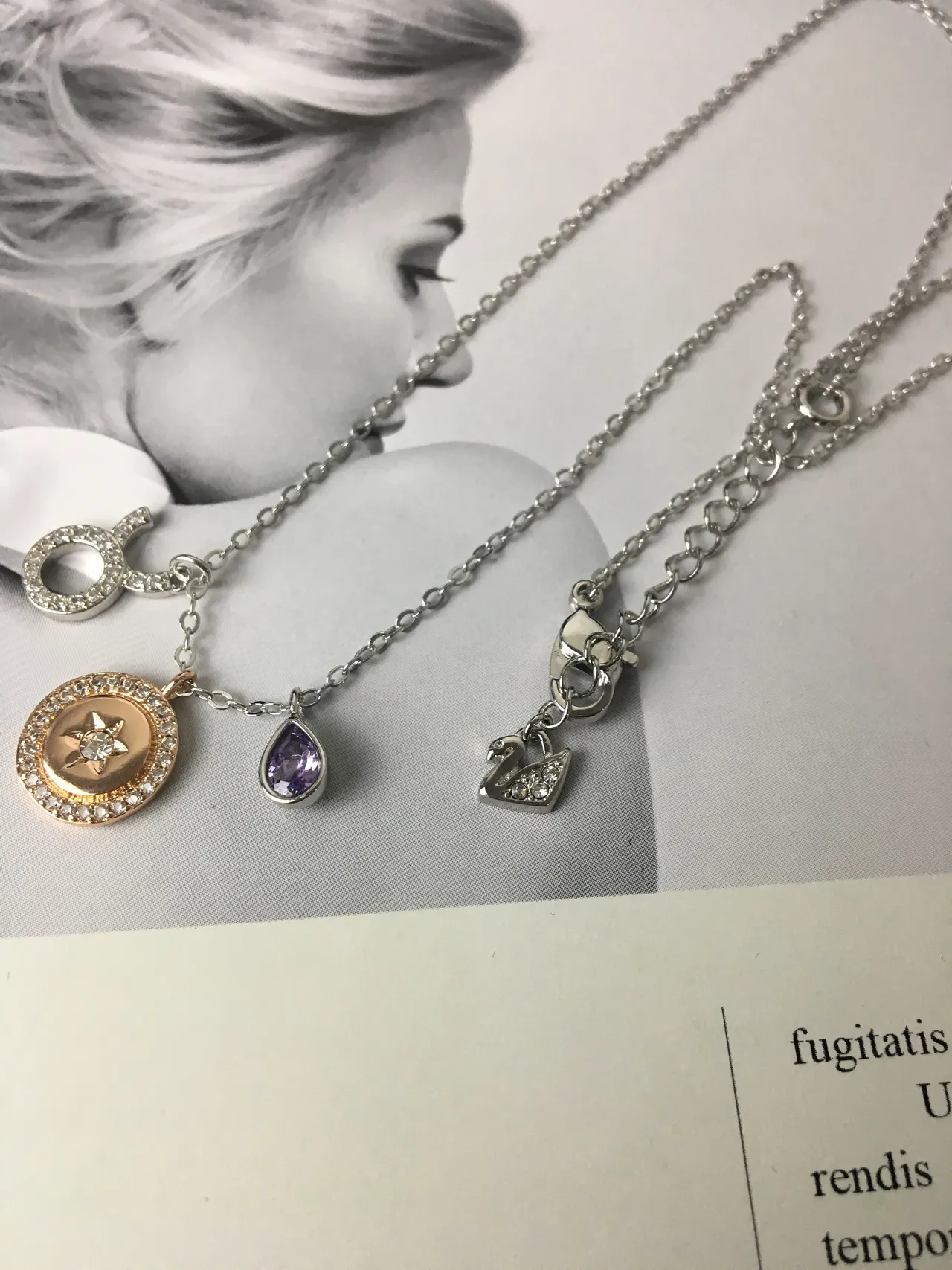 银金多魅力吊坠 pave-set 宝石项链 5
