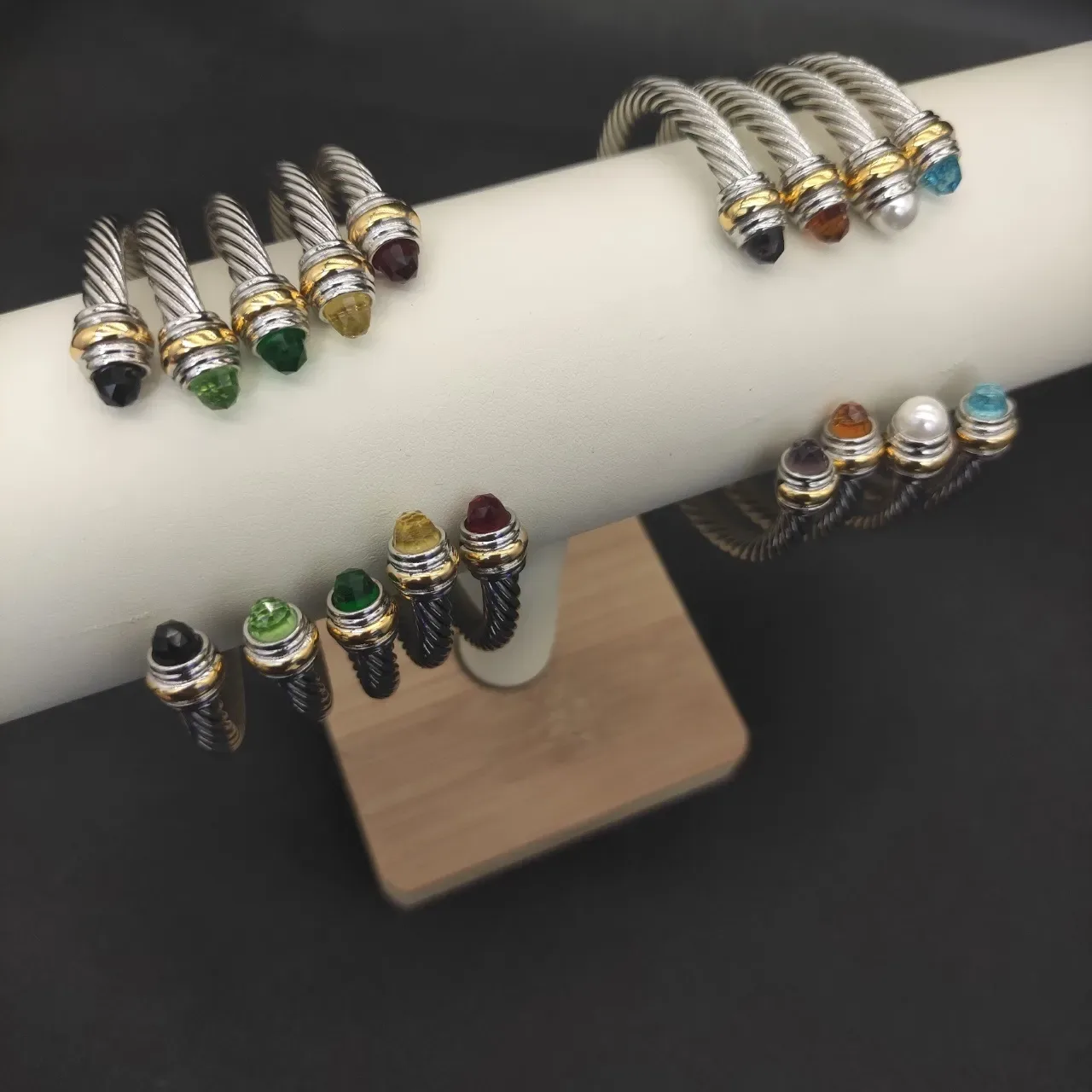 Silver Gold Twisted Cable Faceted Black Stone Ends Bracelet 7