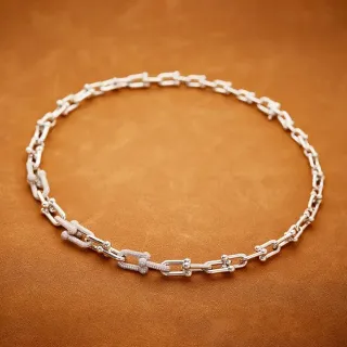 সিলভার-টোন পেভ লিংক চেইন নেকলেস