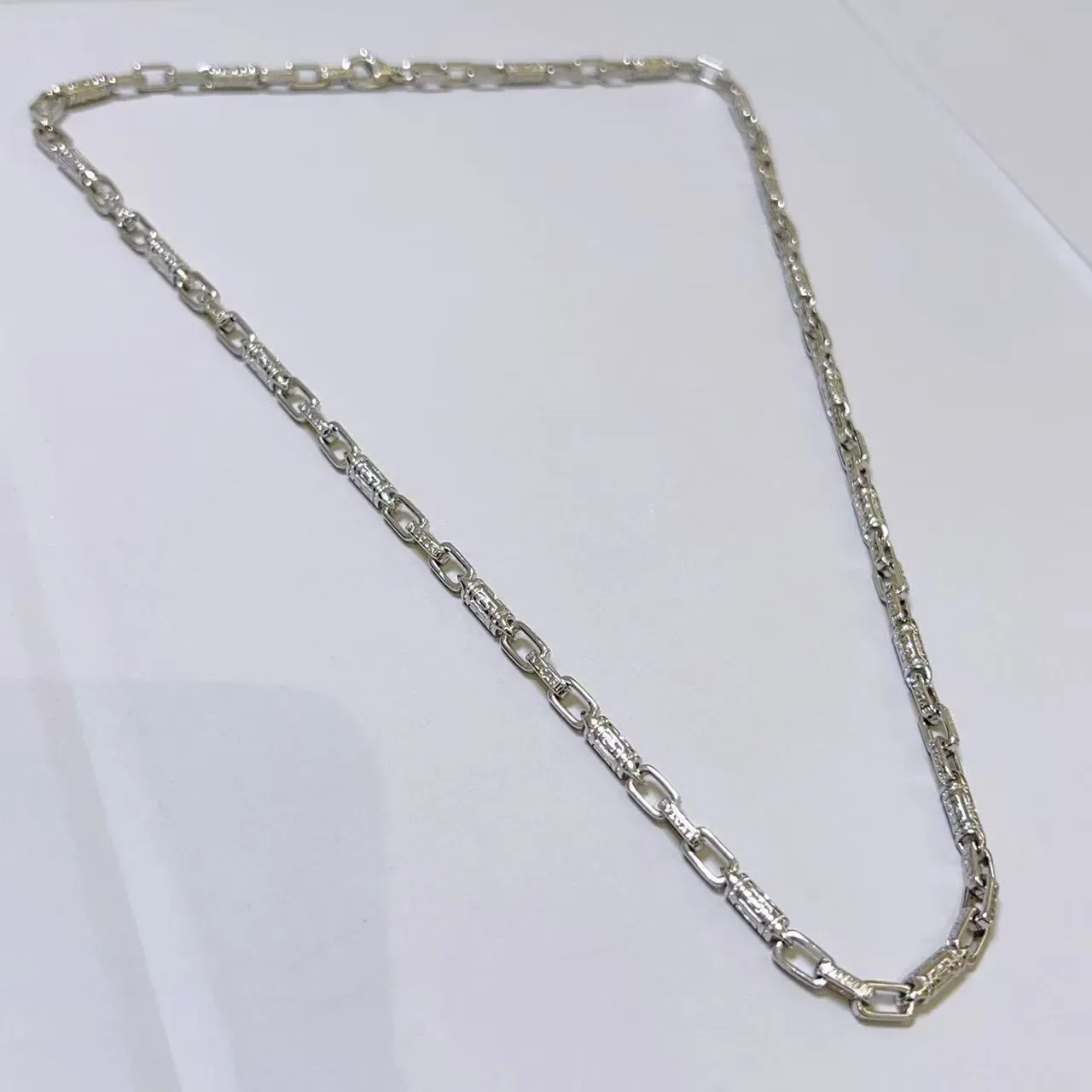 Silver-Toned Textured Link Chain Necklace 7