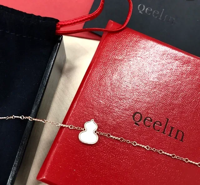 Silver White Chain Gourd-Shaped Charms Bracelet 8