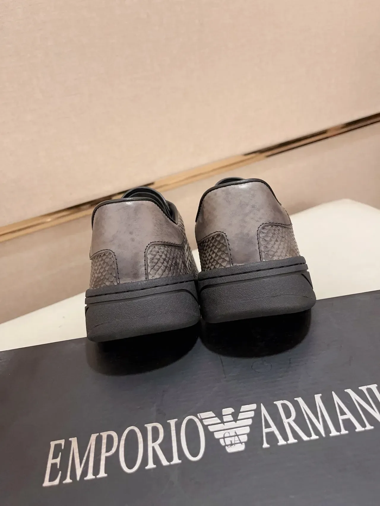 Snake-Embossed Gray and Black Lifestyle Sneakers 3