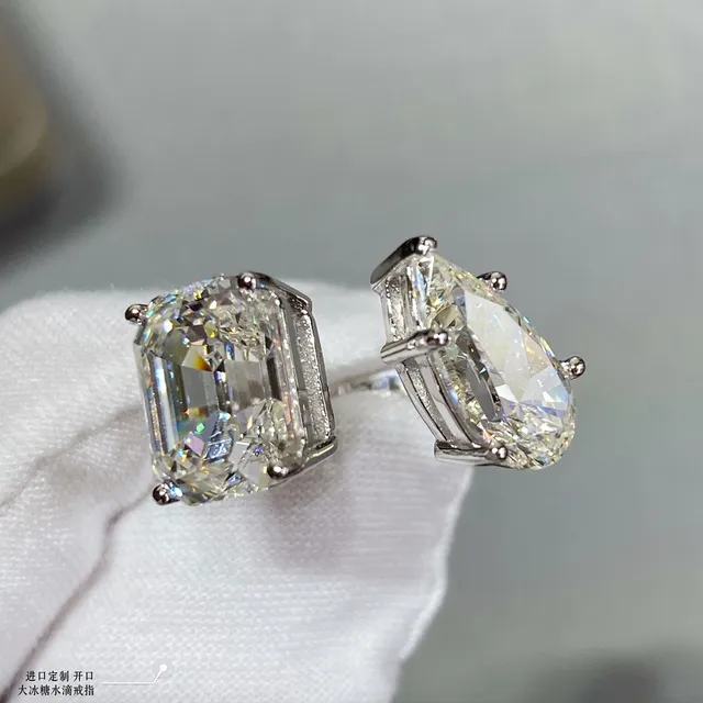Transparent Silver Emerald-Cut Prong-Set Ring 2
