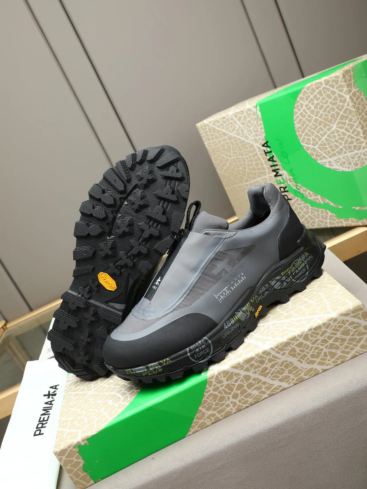 Vibram Laceless Zip-Front Gray Black Rugged Sole Sneaker 4